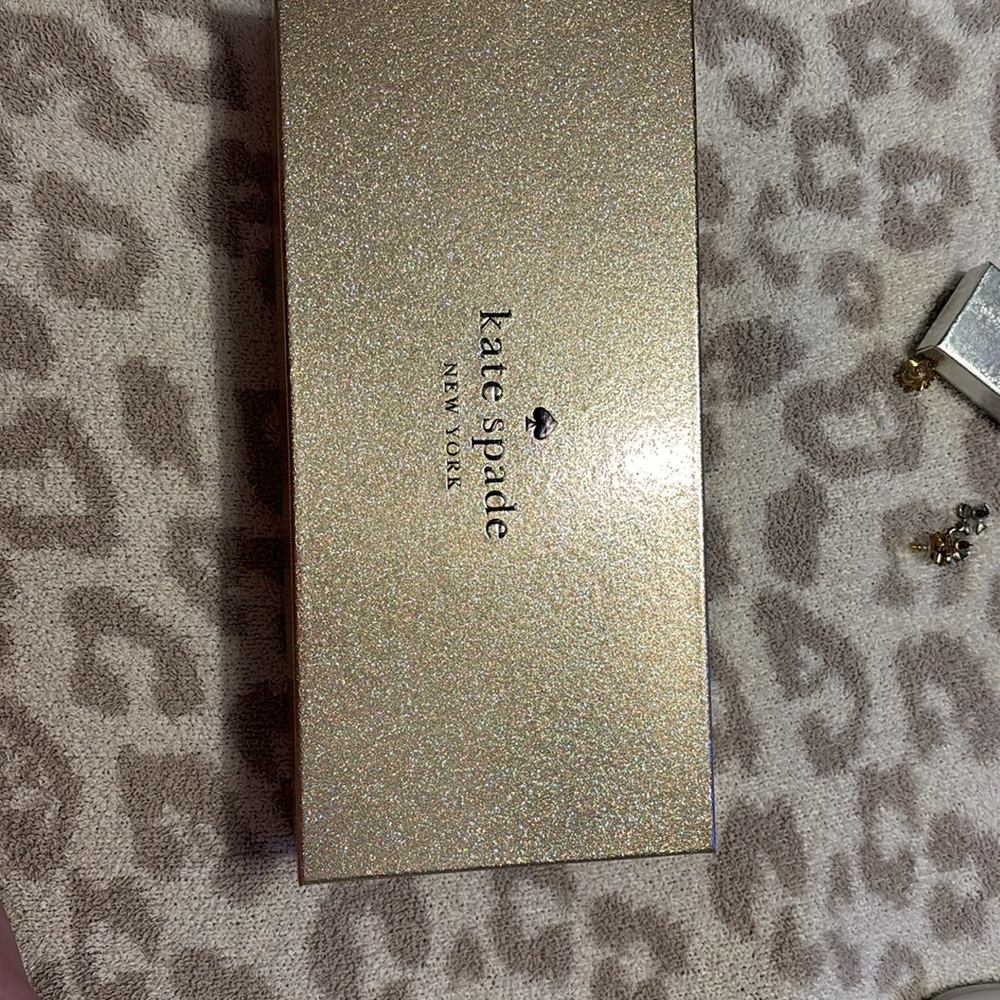 Kate Spade Rose Gold quilted crossbody and matching card case - Picture 8 of 9
